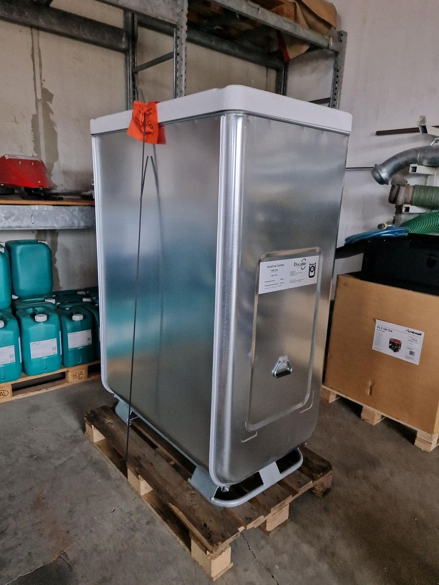 Sonstige Hoftechnik of the type Sonstige Dieseltankstation »DuraFuel Combo 1000« mit Wand, Neumaschine in Grünbach (Picture 2)